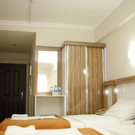 Oezhan Hotel Antalya Eksteriør bilde